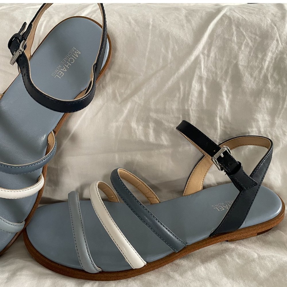 MICHAEL Michael Kors Nantucket Ombre Blue Leather Sandals, Size 7